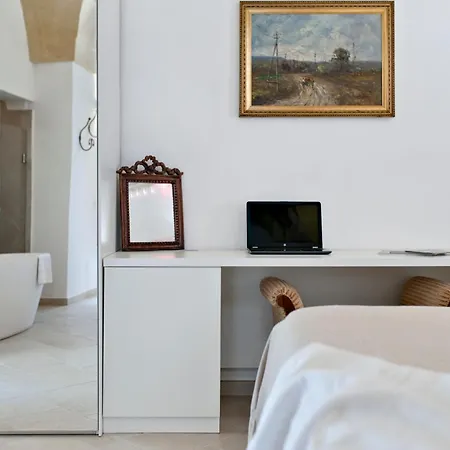 Tancredi Suites - Lecce Selection Buitenkant foto